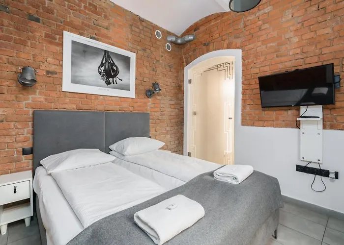 Underground Level Apartments Strzalowa By Renters