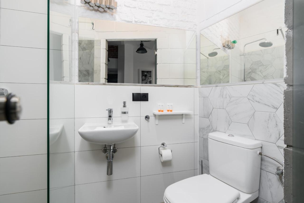 Apartment Underground Level Strzalowa By Renters *