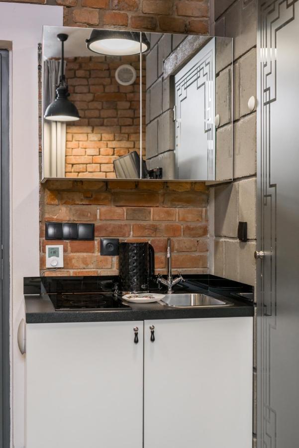 Apartment Underground Level Strzalowa By Renters Posen
