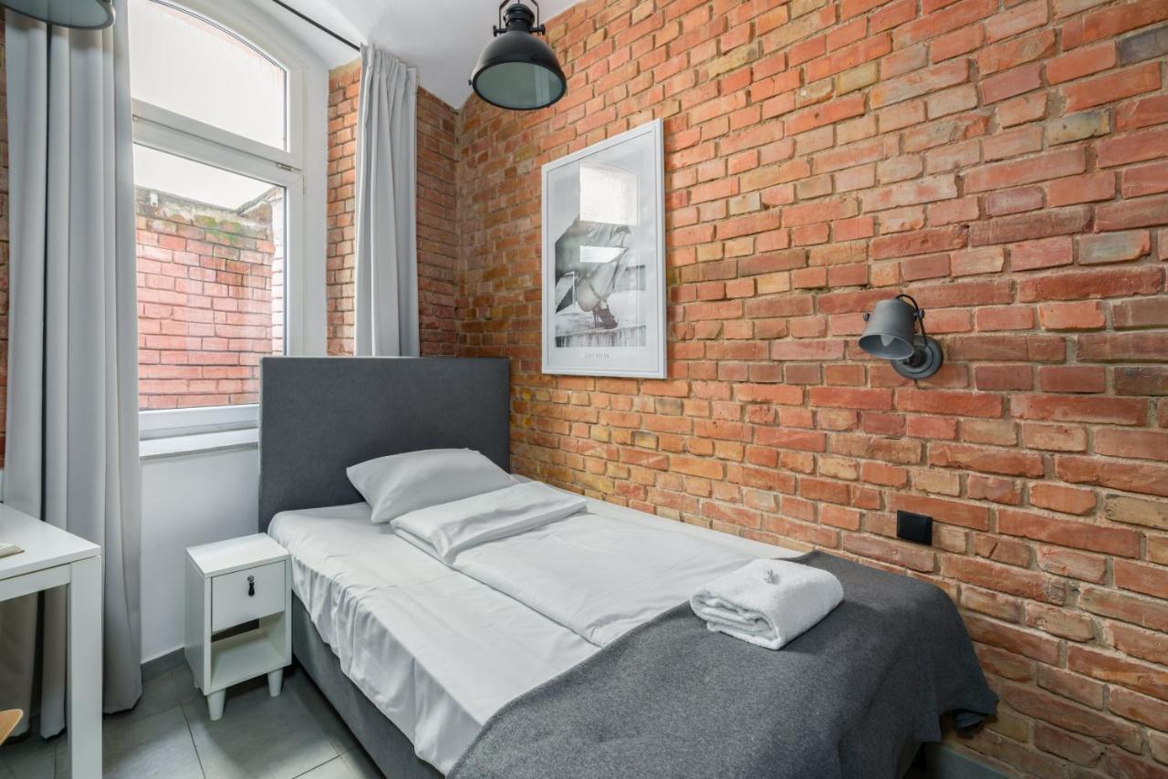 Underground Level Strzalowa By Renters Apartment *
