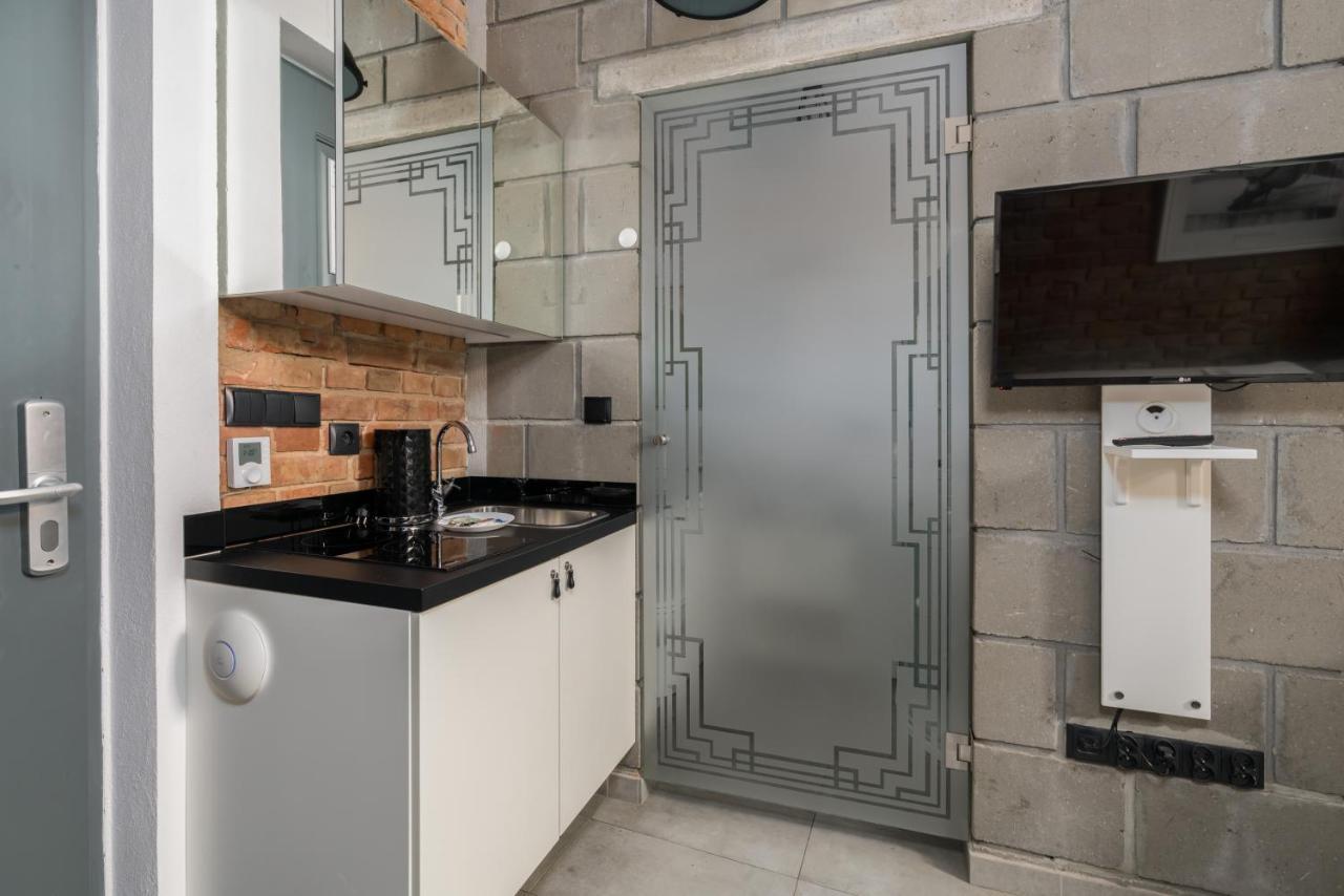 Apartment Underground Level Strzalowa By Renters *